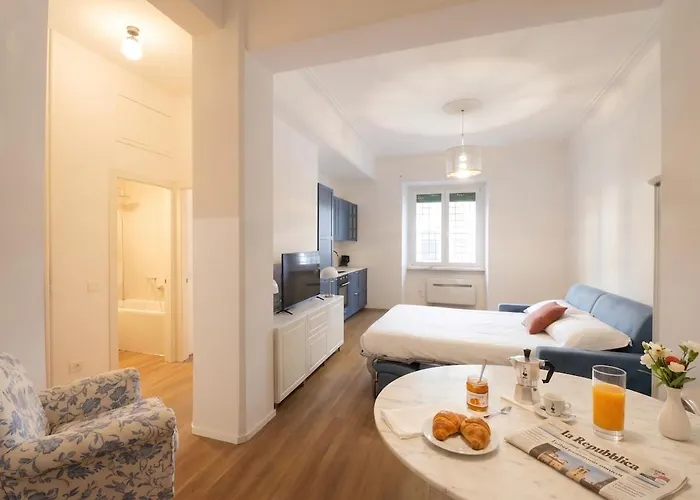Apartman Near Tiber Deluxe 2 - Near Centre & Tiber, Wifi & Ac Róma